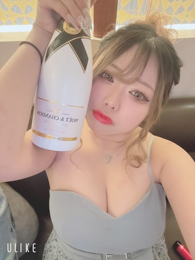 月城 まなプロフィール写真2